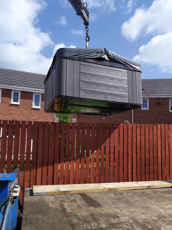 Hot Tub Move – A Day in the North East