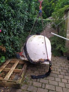 Lifting chains on the Pizza Oven - The Hot Tub Mover